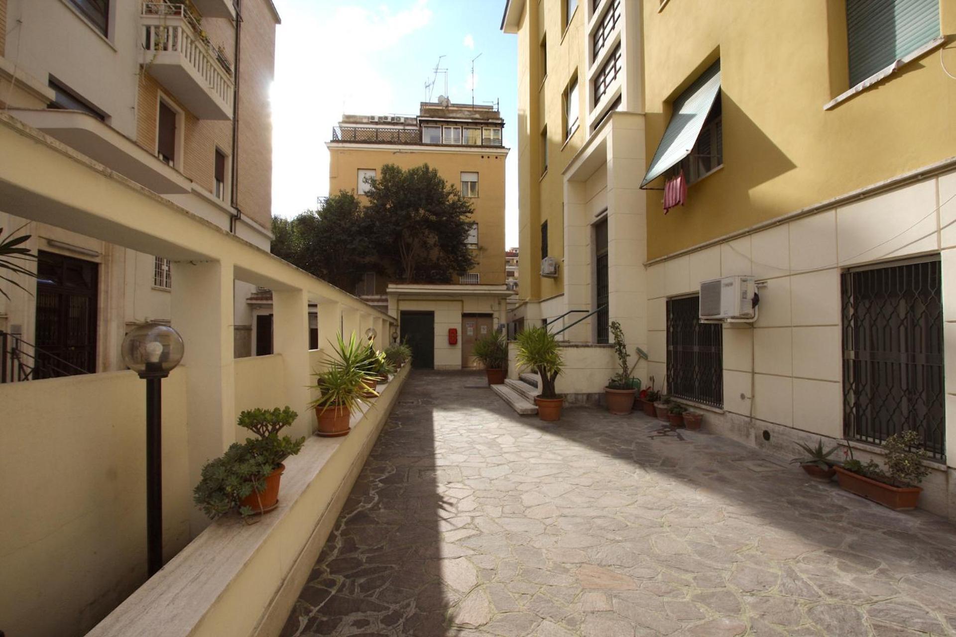 Cipro 2br House * Rome
